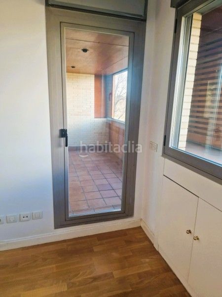 Foto 4e47bbb1-6d69-4e0c-aa7d-e9b40d8eaa67. Pis amb calefacció aparcament piscina a Corralejos-Campo de las Naciones Madrid