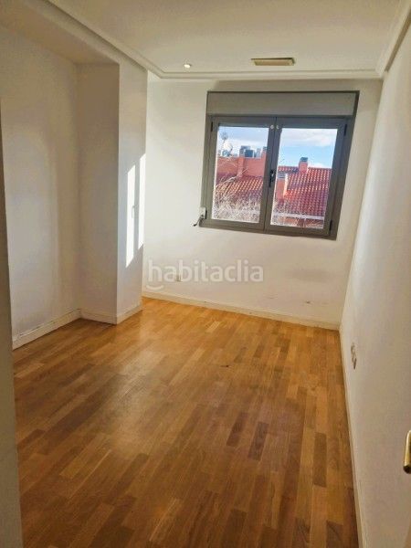 Foto 6f2d6867-a085-4446-94a8-00174c39673a. Pis amb calefacció aparcament piscina a Corralejos-Campo de las Naciones Madrid