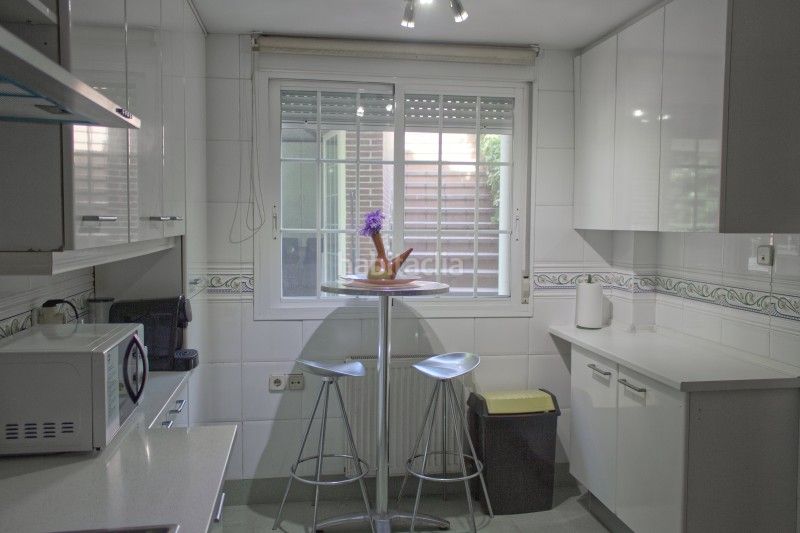 Foto 1f4e31f9-e02e-4872-9e58-5a7d1508d29f. Casa a calle monte alto 45 a El Monte Torrelodones