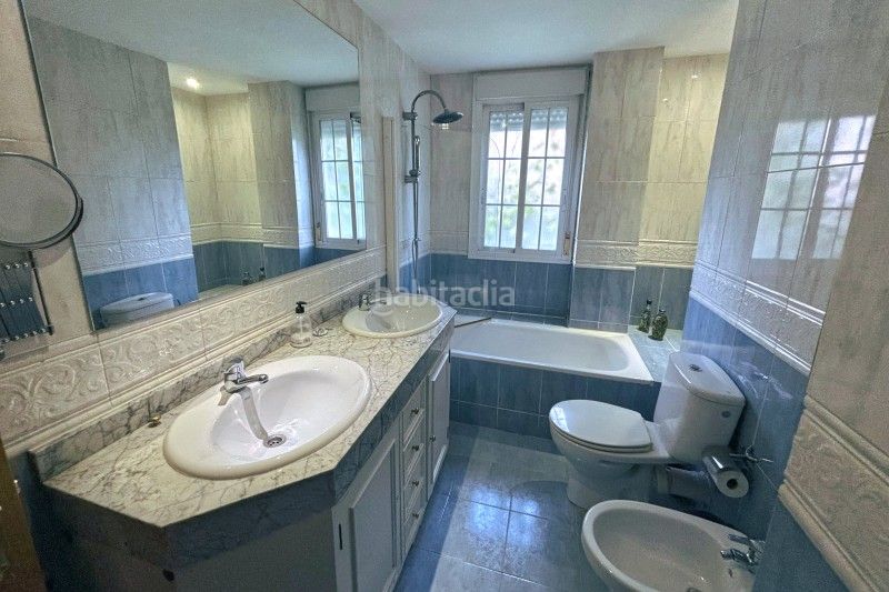 Foto b27cfa3b-7fe6-4f60-aaad-a26e57b39285. Casa a calle monte alto 45 a El Monte Torrelodones