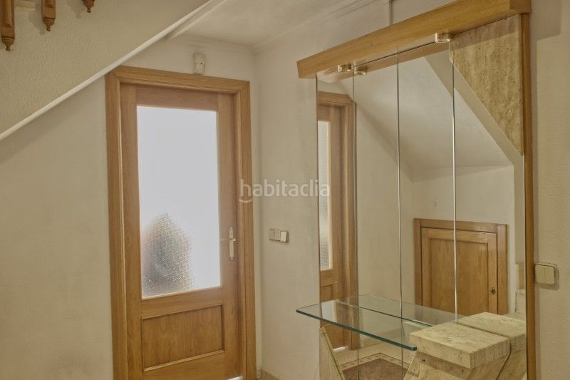 Foto f189ebf5-fafb-436d-90c9-52a2888fb287. Casa a calle monte alto 45 a El Monte Torrelodones