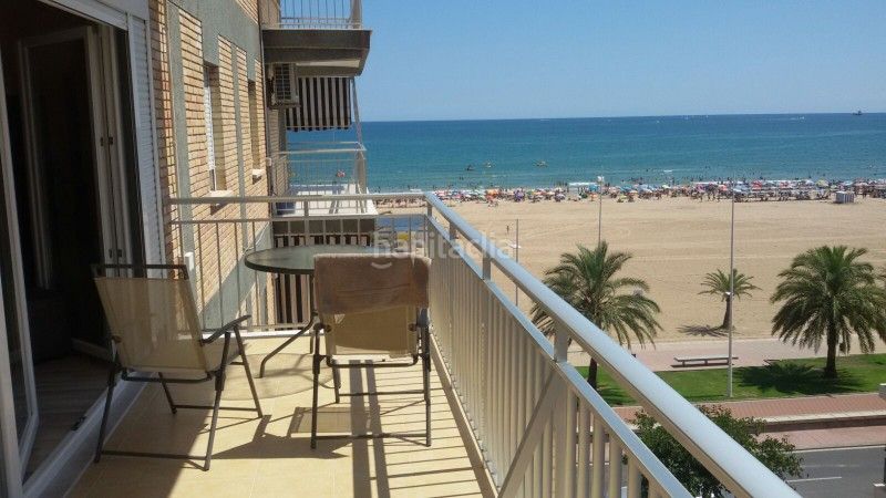 Foto f2485919-2507-4572-b80d-b41aa2dd3e2c. Pis a n/a a Playa de Gandía Gandia