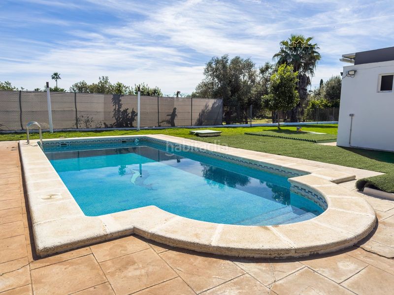 Foto fc3d34d2-4663-4dc2-8863-3b5bb716aa22. Xalet amb aparcament piscina a Caballero Bonald-S. José Obrero-Guadalcacín Jerez de la Frontera