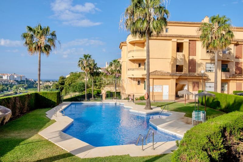 Foto b0797219-efde-483c-bd8d-7ef1469f49f4. Apartament amb piscina a Riviera del Sol Mijas