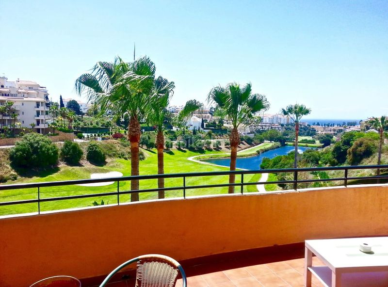 Foto ce622c72-4d2c-4747-bd2a-cf75ed85d5ff. Apartament amb piscina a Riviera del Sol Mijas