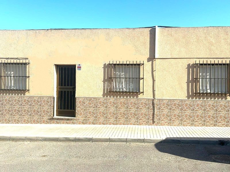 Foto 1b204a85-12d8-4172-8c92-ddd90096ce89. Casa adossada amb aparcament a Matagorda Ejido (El)