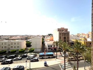 Appartement à Ejido centro. Amplio piso de 140 m2 con garaje y terraza en el ejido!