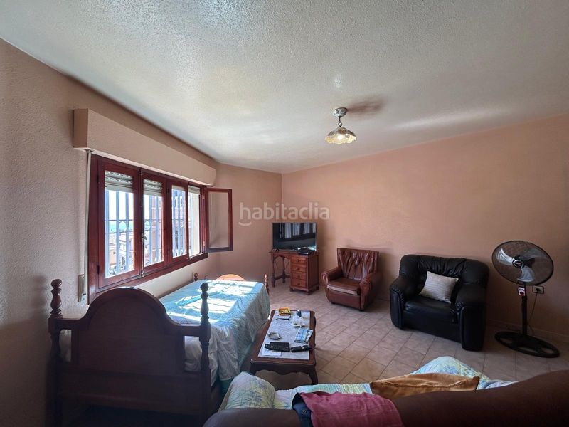 Foto 55b1c321-a8ea-493d-914d-f7a69e506847. Casa amplia casa tipo dúplex en el corazón 145,000 en Adra