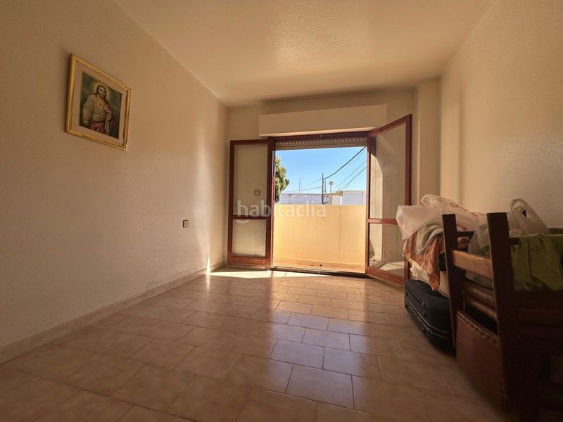 Foto 585de741-5a80-43c2-802c-26f2dcbef4a8. Casa amplia casa tipo dúplex en el corazón 145,000 en Adra