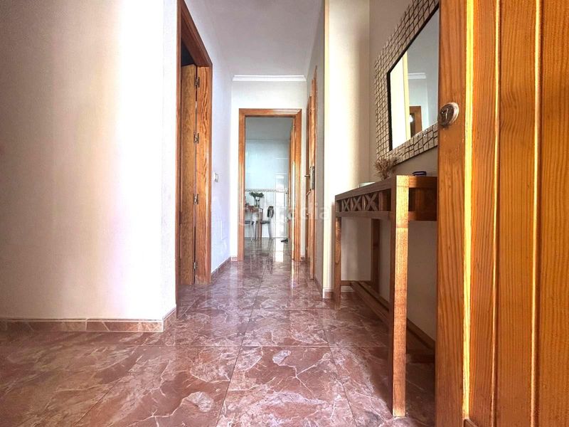 Foto bfbd2af9-4bc7-4882-9551-65bd7510067a. Casa amb aparcament a Plaza de la Luz Ejido (El)
