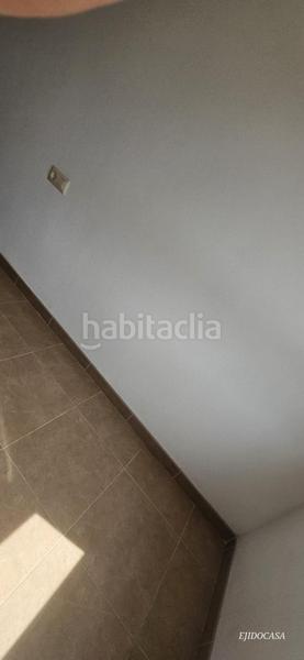 Foto ce1b0cfe-1302-42ef-9806-19873a513869. Pis a Pabellón - Estación - El Corte Inglés Ejido (El)