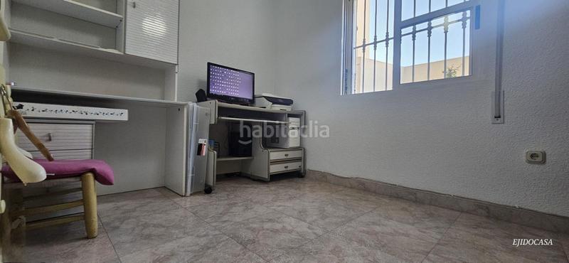 Foto 8064be79-7f57-46c1-9ccd-ae47708a197f. House with heating parking in Ejido centro Ejido (El)