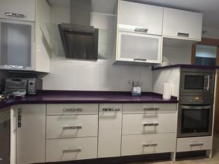 Pis a Plaza de la Luz. Piso a la venta de 3 dormitorios con terraza, garaje y trastero