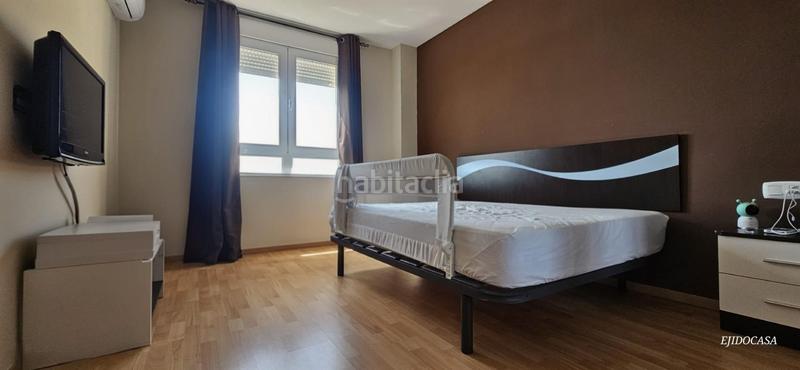 Foto caf74c2d-895a-4f83-83f2-1ef699e54647. Appartamento con parcheggio in Pabellón - Estación - El Corte Inglés Ejido (El)