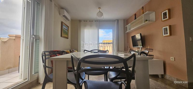 Foto 40e9ed0d-e79d-452f-acbe-9fcac0719363. Flat with parking pool in Almerimar Ejido (El)