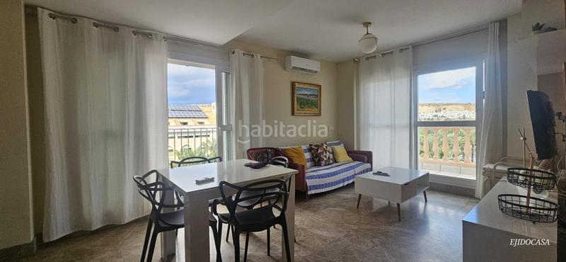 Foto 7926f9e1-8dc5-4b5e-a545-e64a6a932f5d. Flat with parking pool in Almerimar Ejido (El)