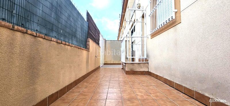 Foto e3d68940-c962-497c-a317-9b90b4fe84ea. Casa adossada amb aparcament a Berja