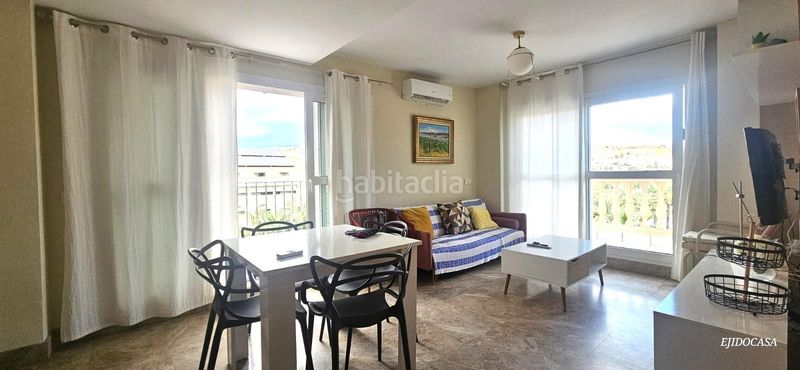 Foto f38cf6a9-c0e2-4886-90ee-b44ac5500181. Pis amb piscina a Almerimar Ejido (El)