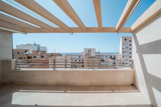 Àtic  Calle capri. ¿buscas un ático único en almería?