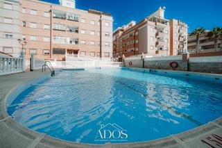 Pis  Calle edimburgo. Piso en venta en aguadulce sur