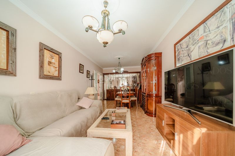 Foto 547c2032-60fa-4bd2-8565-b4da6dc7a3d3. Casa adossada a calle doctor castro 40 a Ejido centro Ejido (El)