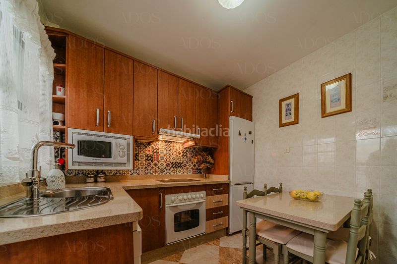 Foto a0dd6e21-625b-41f3-8811-de87d529e8e5. Casa adossada a calle doctor castro 40 a Ejido centro Ejido (El)