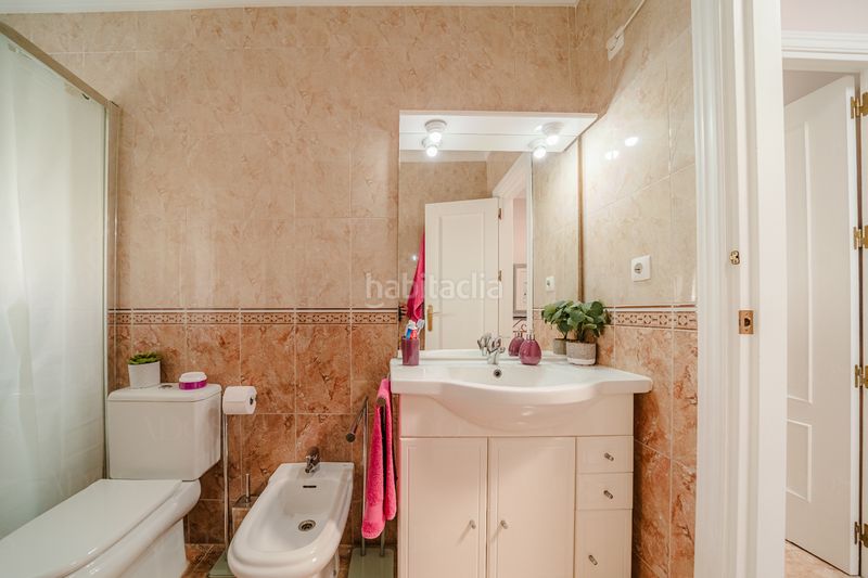 Foto c54a2f1e-a1e6-4749-8730-933a38260d78. Casa adossada a calle doctor castro 40 a Ejido centro Ejido (El)