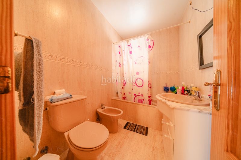 Foto bfc802a2-c30b-4bb7-b2e5-8f9e27caabe3. Casa adossada amb aparcament a Roquetas pueblo Roquetas de Mar
