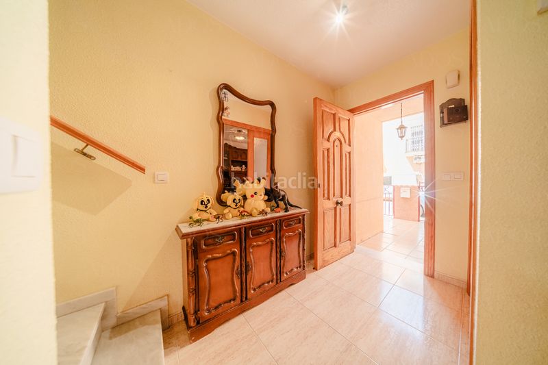 Foto eb791ee8-9966-455a-ba42-bd36211ef61b. Casa adossada amb aparcament a Roquetas pueblo Roquetas de Mar