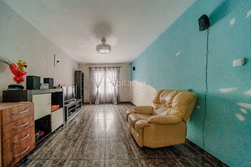 Foto 5c98f212-f15f-4e9f-8d03-bd1cebdff639. Casa adossada a Balanegra
