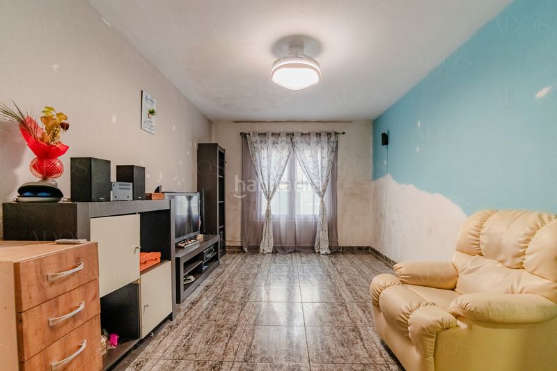 Foto a726e0b5-0dbd-49f2-a346-ec403b004fb6. Casa adossada a Balanegra