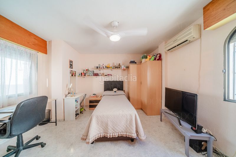 Foto f1dad065-932e-4b43-a79c-f3e8e67f1e40. Casa adossada amb aparcament piscina a Aguadulce Norte Roquetas de Mar