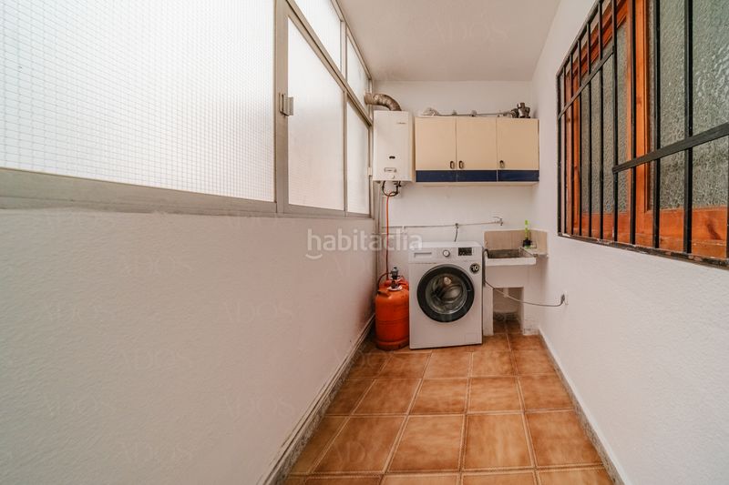 Foto c146b072-c275-4f65-bd1e-e5b10d69b30c. Appartement dans calle doctor fleming 10 dans Centro Salobreña
