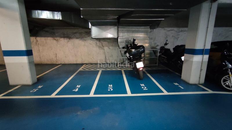 Foto 3d5dcfb9-a943-4f40-b7e3-fc413bd4100a. Alquiler parking coche en passatge de salvadors 8 plazas de parking en alquiler en Hospitalet de Llobregat (L´)