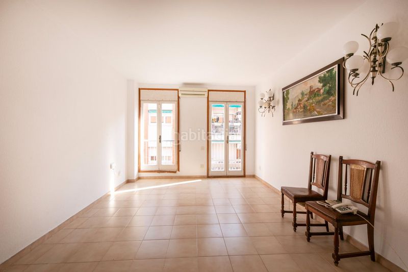 Foto 0f544cd8-6950-40ba-b73a-47af3dac7d4f. Pis a Guinardó Barcelona