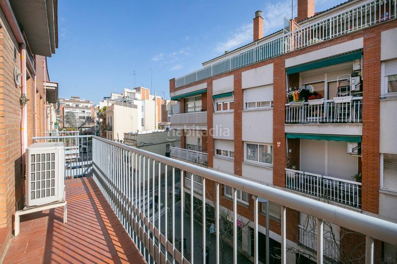 Foto 3367c30f-298c-4ef6-85bf-95a517de2646. Pis a Guinardó Barcelona