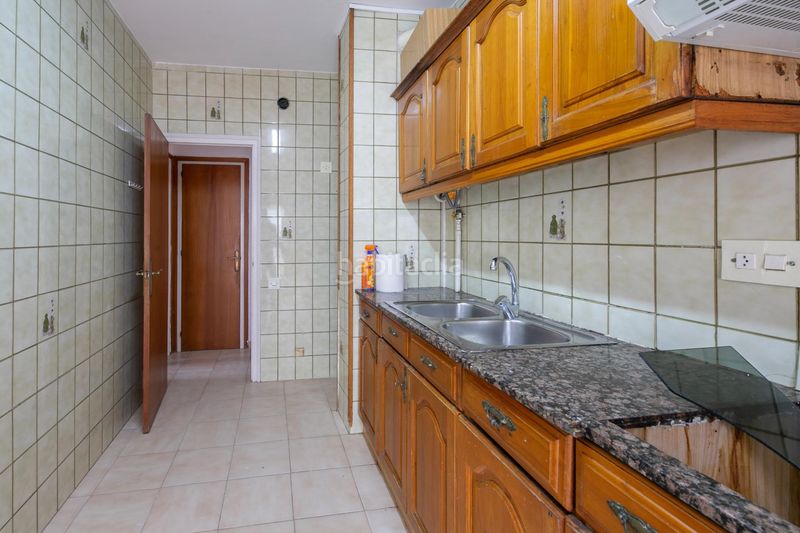 Foto 5e9bf50b-3992-490d-bd2e-4f58ae02205e. Pis a Guinardó Barcelona