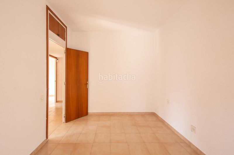 Foto feb4dad8-d6c2-43c3-a241-cbbd64cc501f. Pis a Guinardó Barcelona