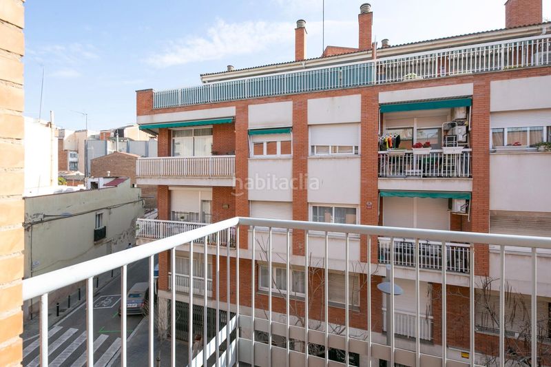 Foto 1a7a18d9-e618-47e5-ac7e-0d43a0ebffef. Pis amb calefacció a Guinardó Barcelona