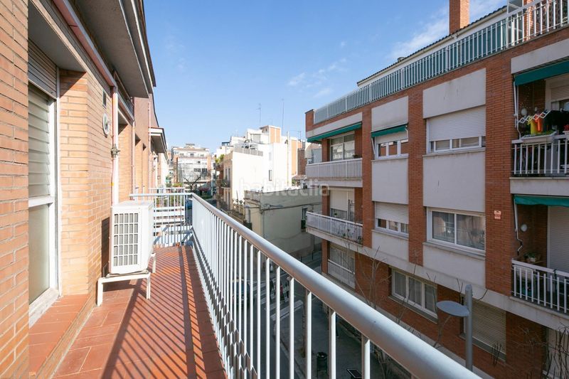Foto beb923e6-ce1c-4547-95f1-5e2594e3a0df. Pis amb calefacció a Guinardó Barcelona