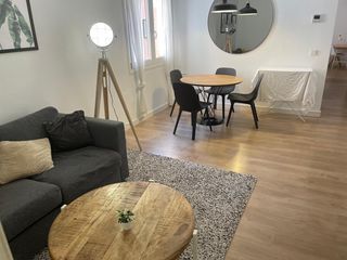 Miete Etagenwohnung  Vila de madrid. Piso de alquiler en plaza vila de madrid