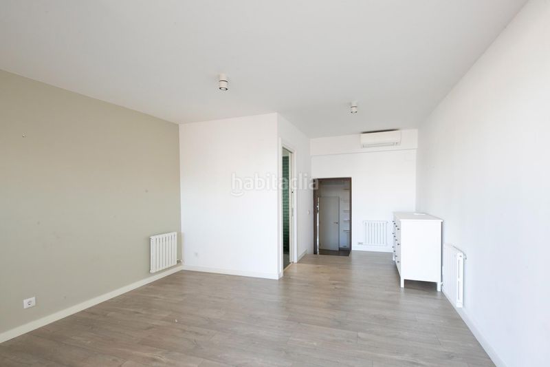 Foto cc477978-3bf8-41d3-87a0-a6b51200af6f. Lloguer àtic a Dreta de l´Eixample Barcelona