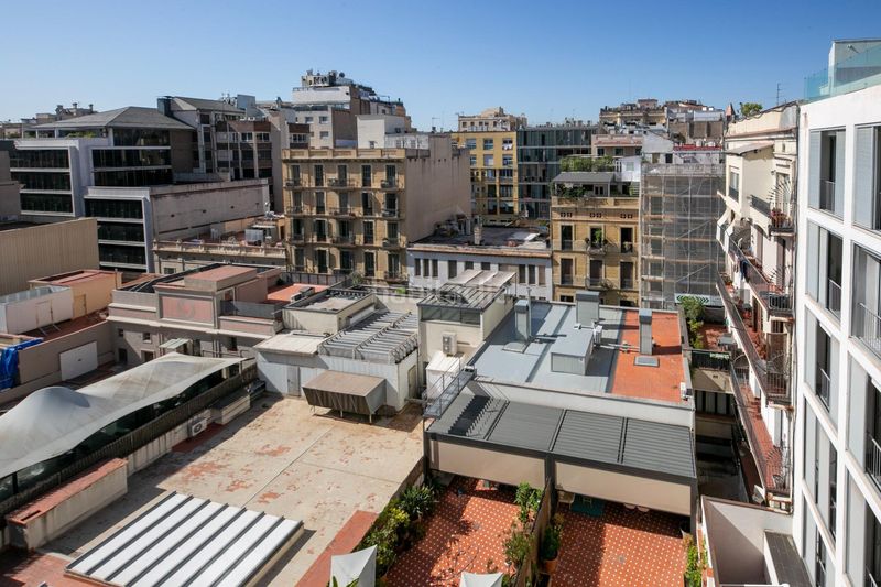 Foto f3607314-3498-4878-8217-567f78e859d4. Lloguer àtic a Dreta de l´Eixample Barcelona