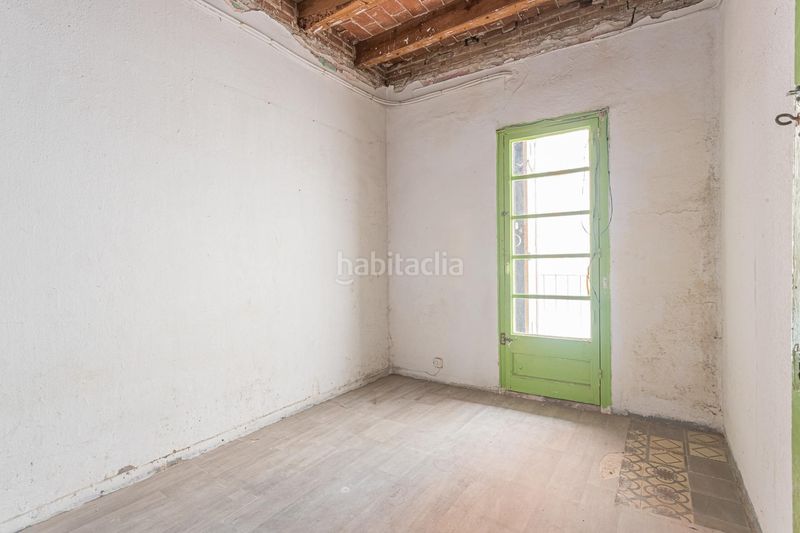 Foto aaa6b170-8fbe-4c23-aa35-0691724024f2. Pis a Sants-Badal Barcelona