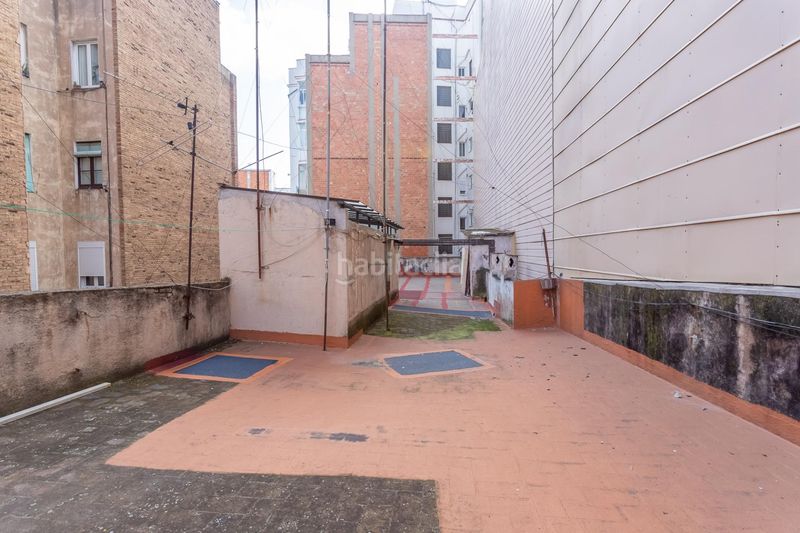 Foto c7a2da43-6dbb-481e-9392-ba55adf50623. Pis a Sants-Badal Barcelona