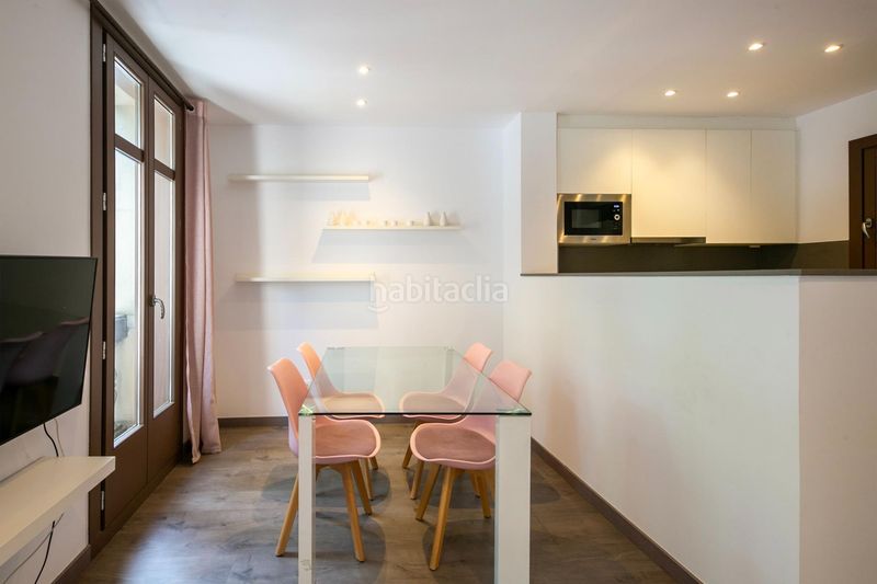 Foto 8a78ad70-5d46-4e34-8531-5acc50d9529f. Pis a Sant Antoni Barcelona
