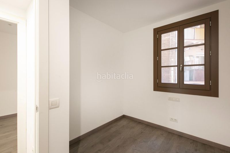 Foto 3ff3b5e2-a2ac-4f86-9078-3f1c5f80f52a. Pis a Sant Antoni Barcelona