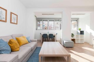 Rent Flat  Ronda ronda general mitre. Piso temporal en alquiler en sant gervasila bonanova