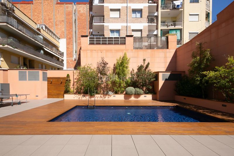 Foto 97cc3138-5998-4377-95ce-7bdab2e93d5a. Duplex con piscina in El Camp d´en Grassot i Gràcia Nova Barcelona