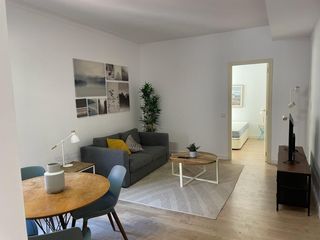 Rent Flat  Vila de madrid. Piso de alquiler en plaza vila de madrid